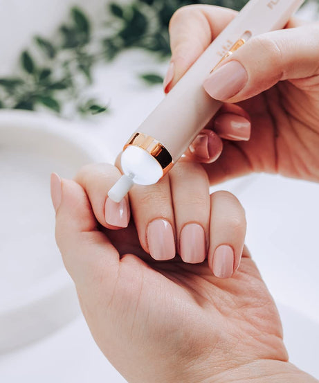 Finishing Touch Flawless Salon Nails Kit,