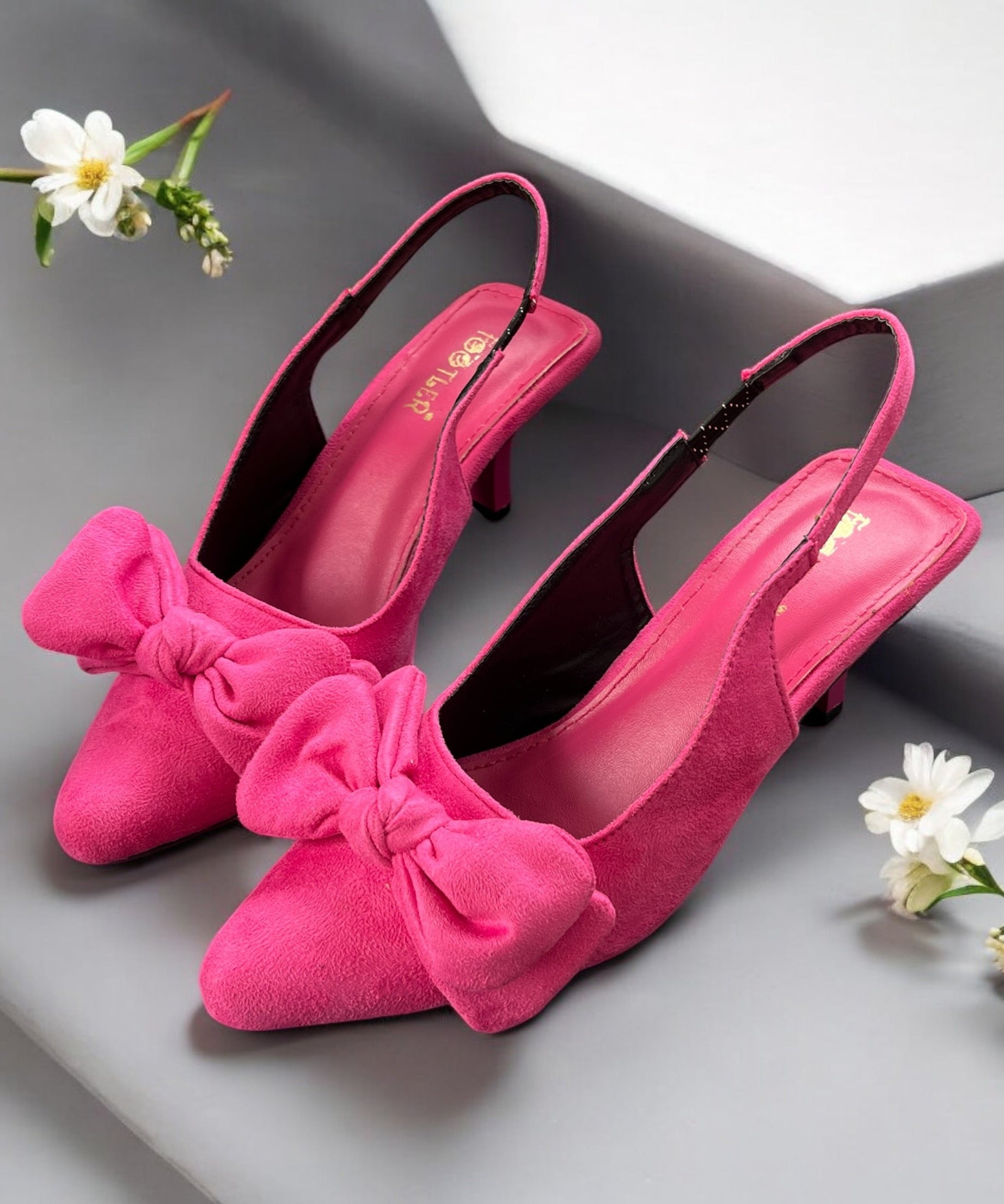 CRAVAT BOW HEELS