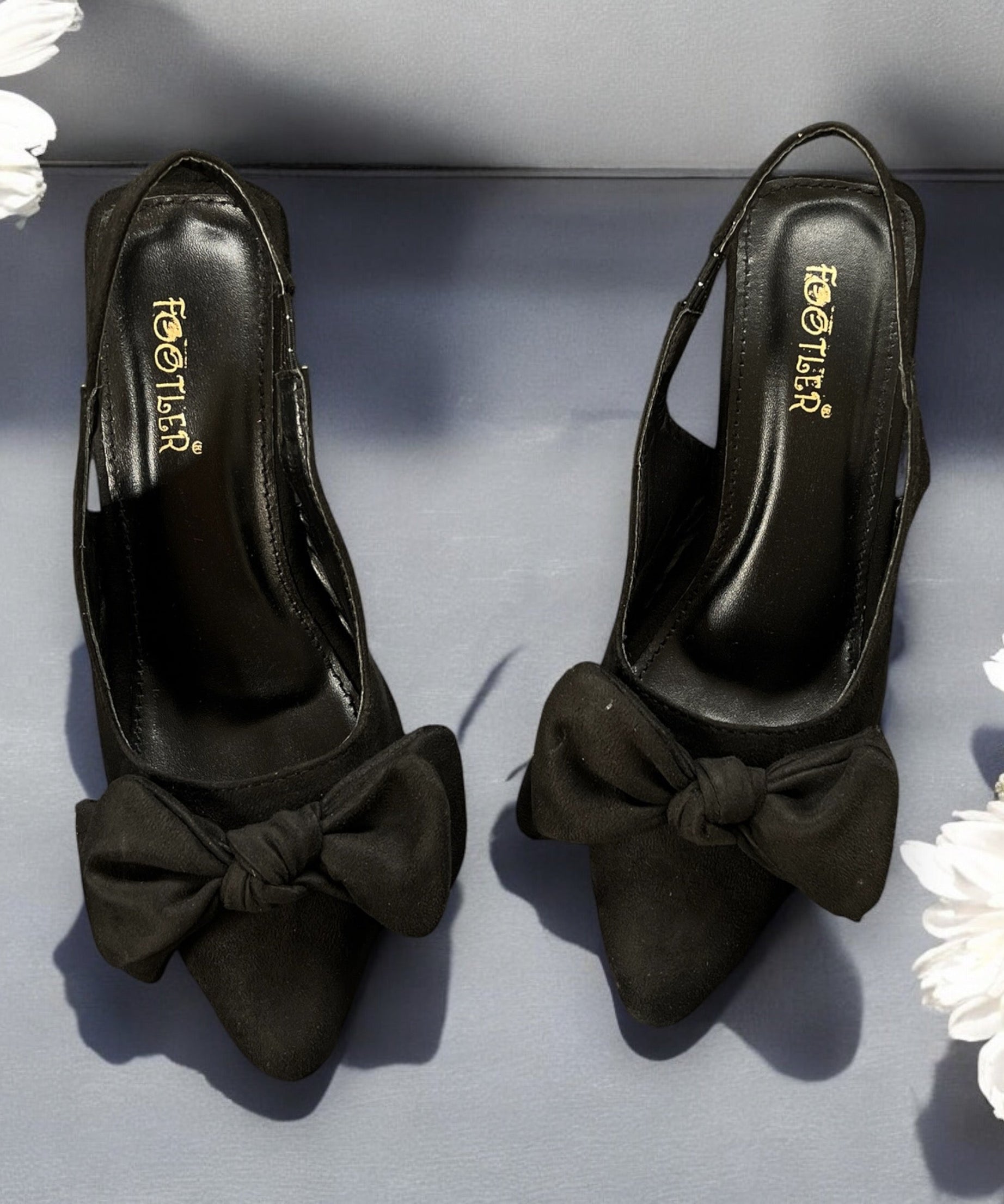 CRAVAT BOW HEELS