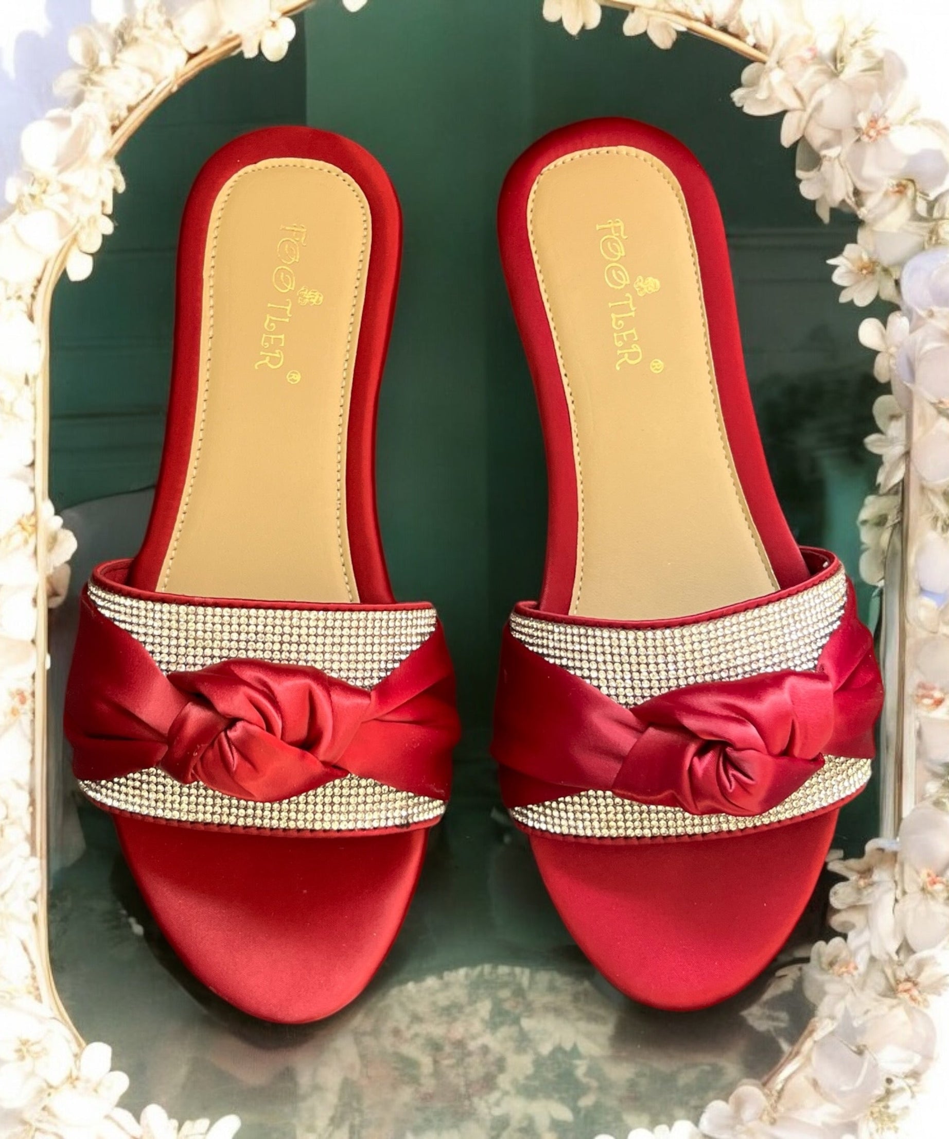 FULL KNOT MASH FLATS