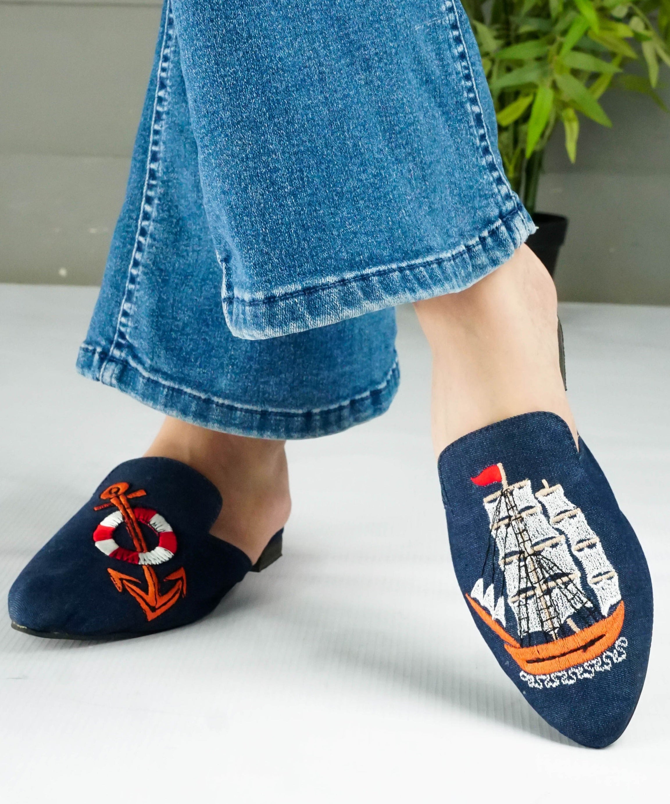 Jeans Cut Ship Shoe