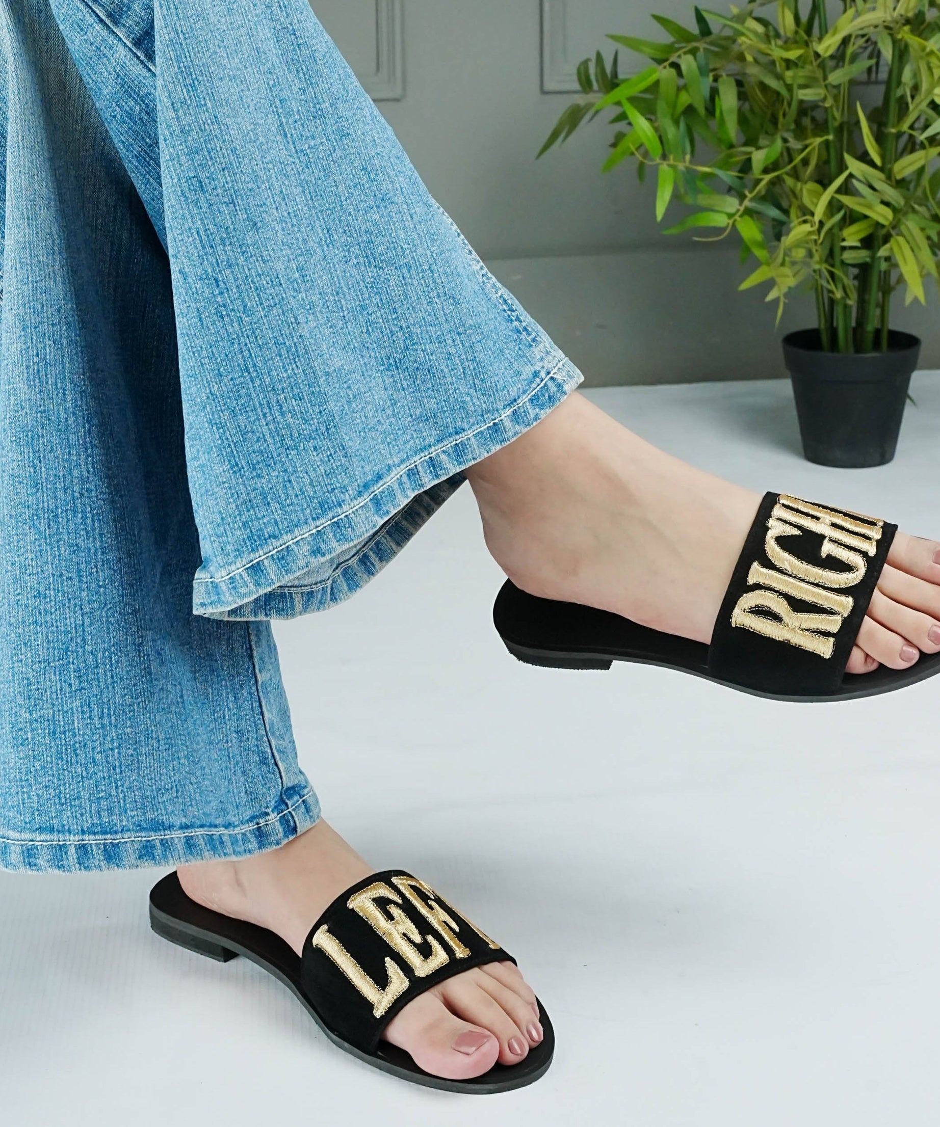 Left Right Embroided Flat