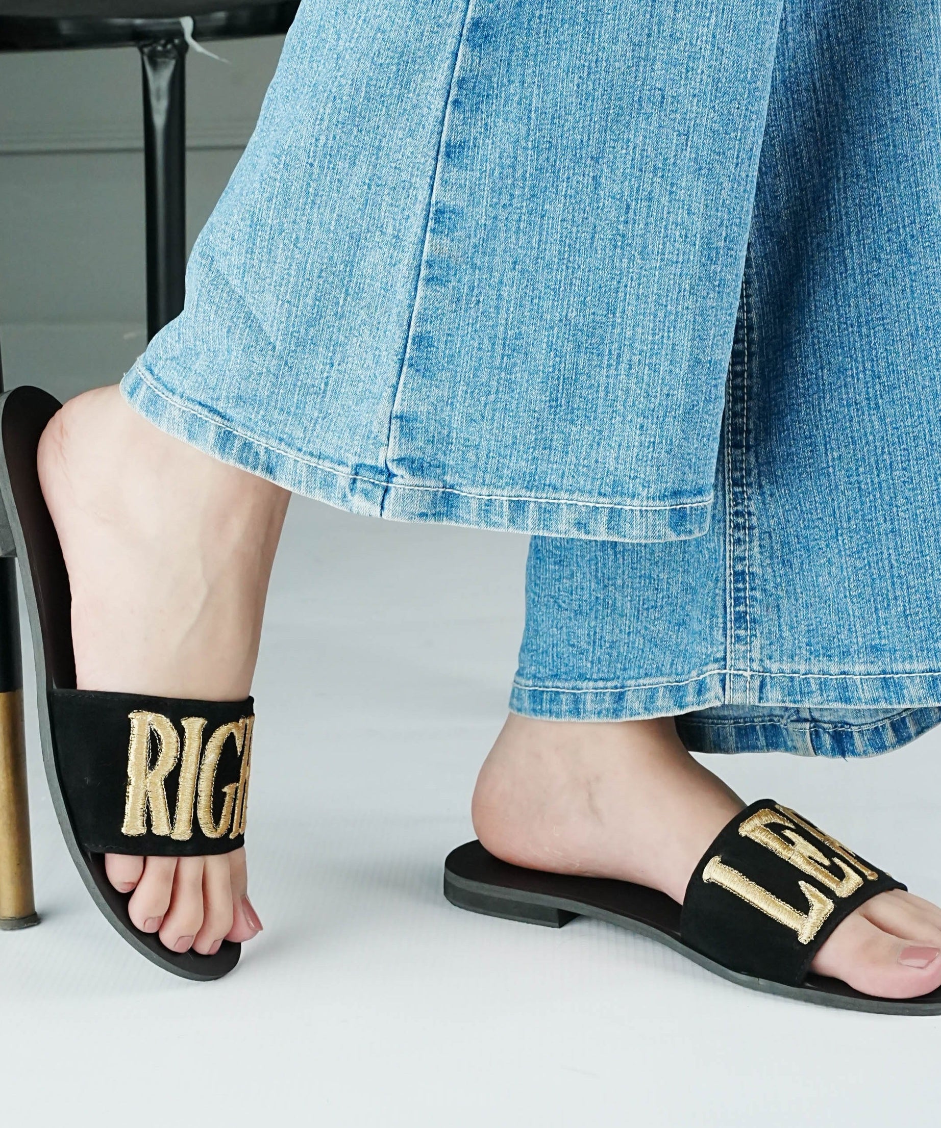 Left Right Embroided Flat