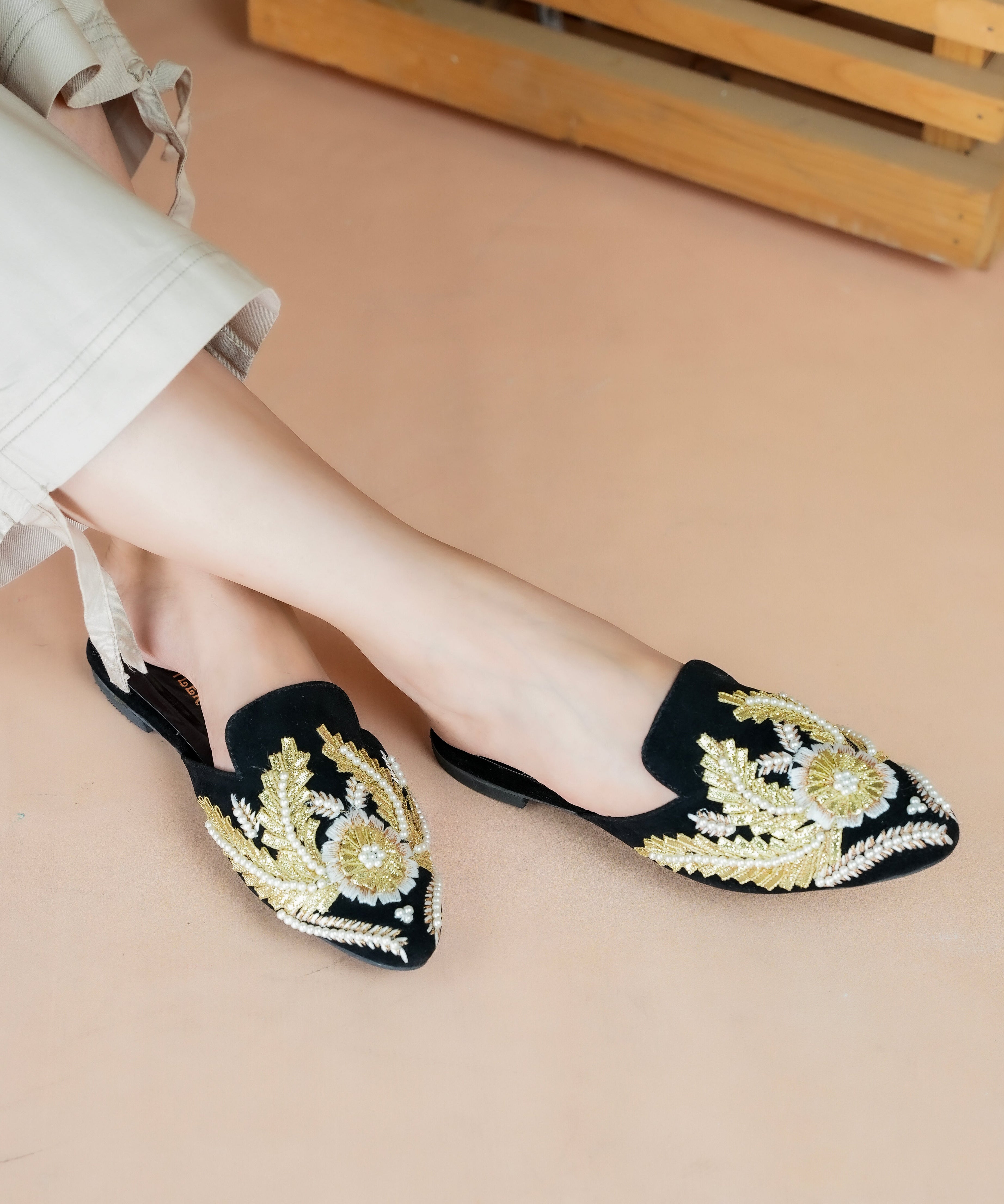 Pearl Gota Mules
