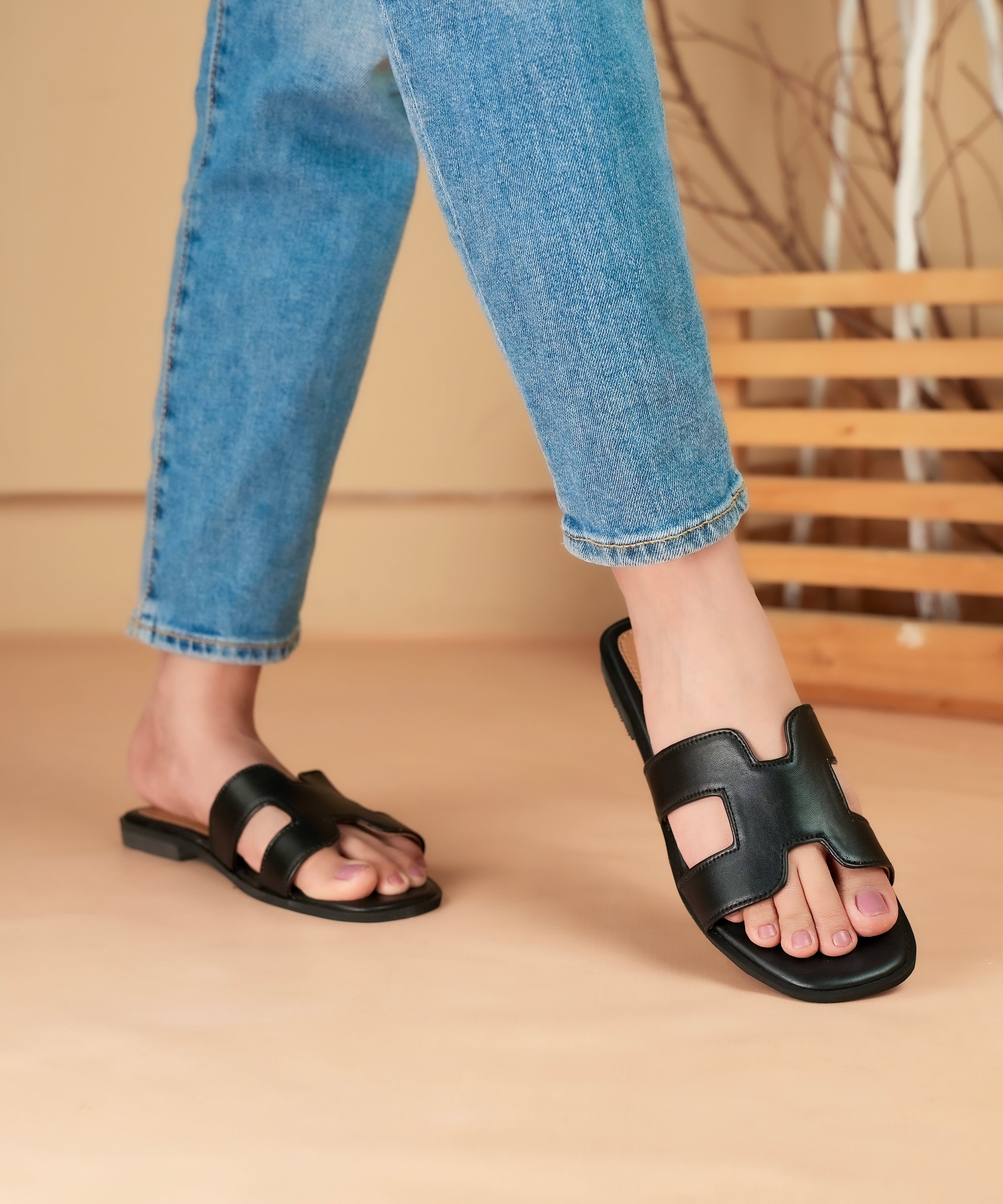 H-Matte Flats For Womens