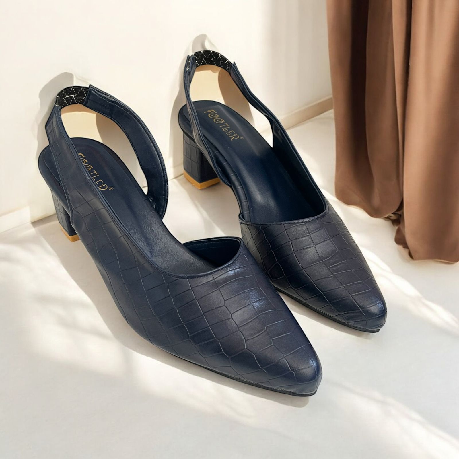 CROCODILE SLINGBACK HEELS