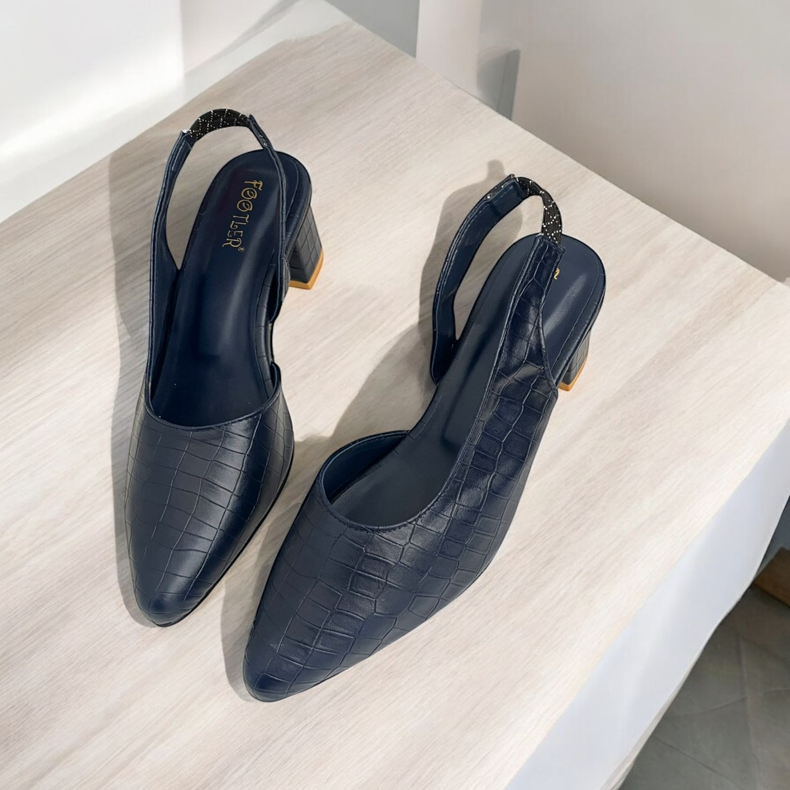 CROCODILE SLINGBACK HEELS