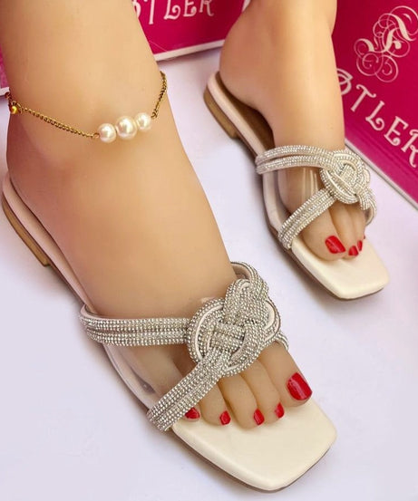 Transparent Maish Flat