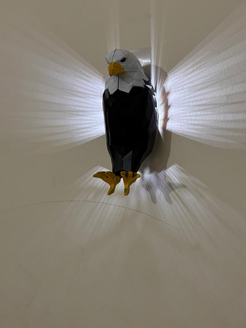 Eagle wall lamp